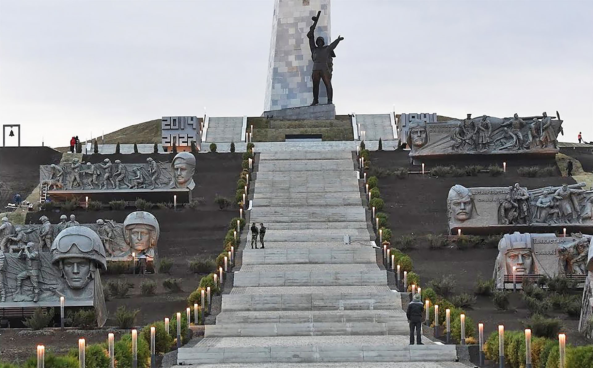Саур Могила